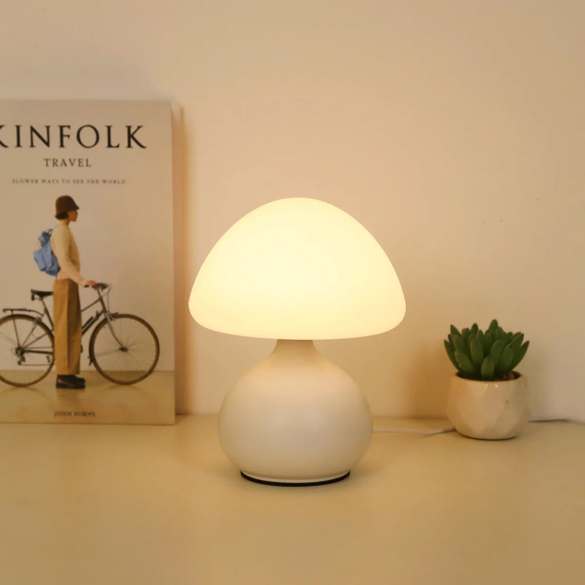 The Minimalist Mushroom Lamp
